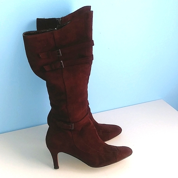 Brown Suede Tall Boots with Buckle Size 6 👢 👢 👢 - Picture 2 of 7